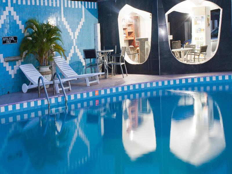 Eastgate Hotel Akra Dış mekan fotoğraf