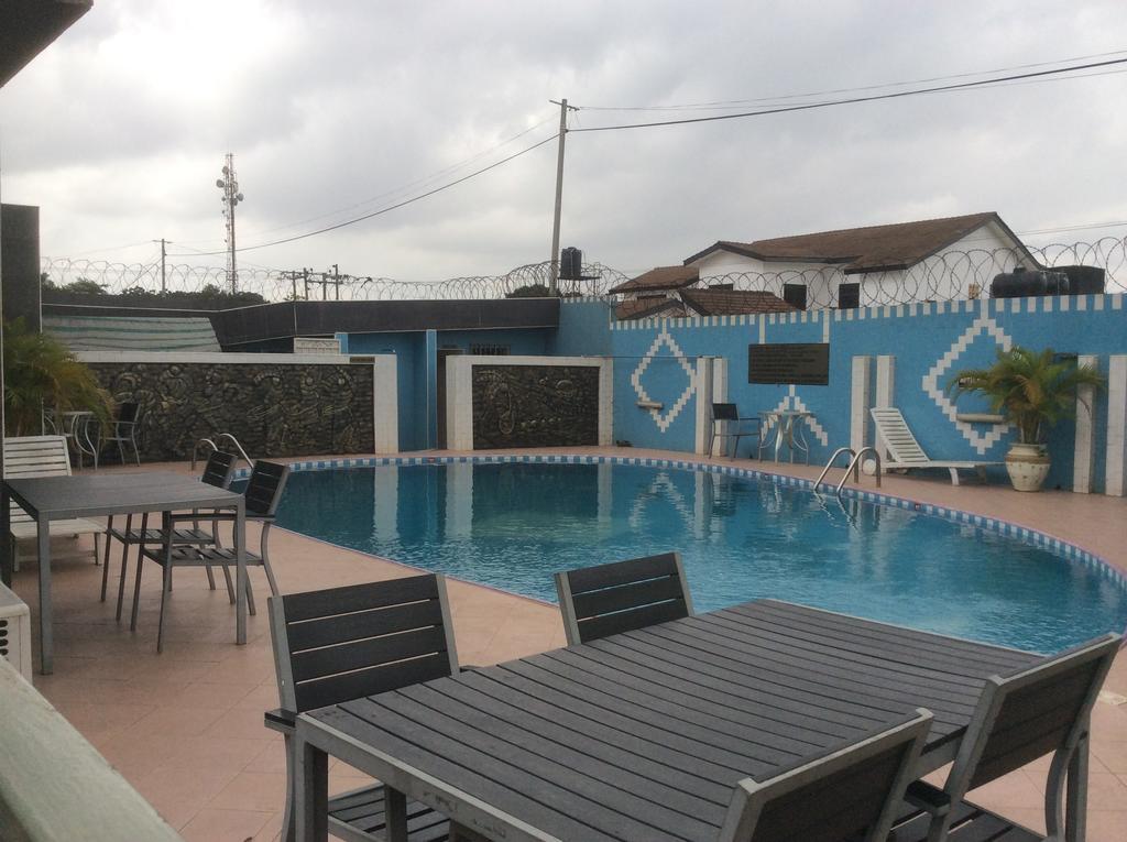 Eastgate Hotel Akra Dış mekan fotoğraf