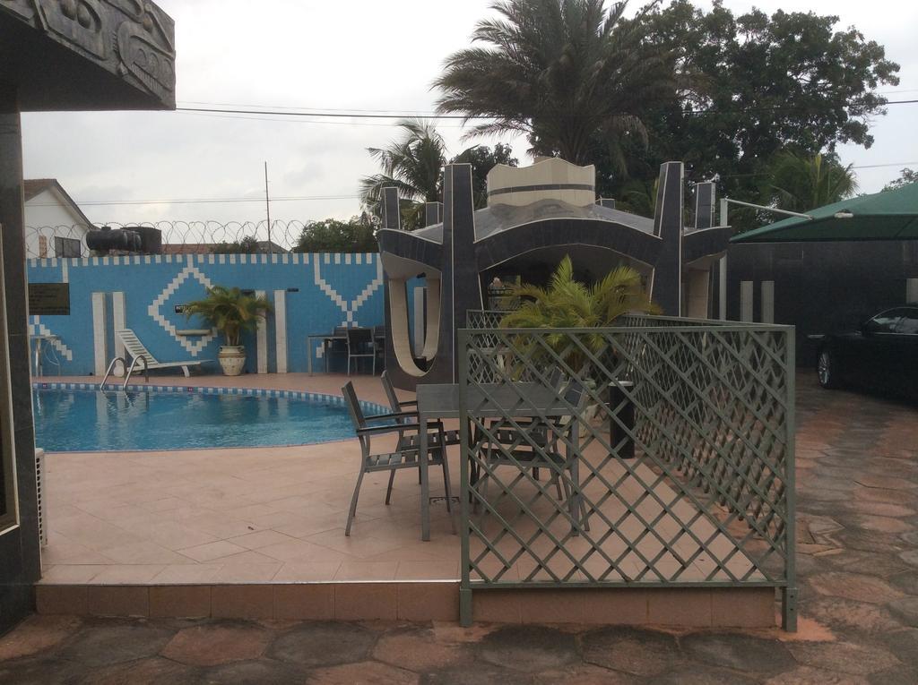 Eastgate Hotel Akra Dış mekan fotoğraf