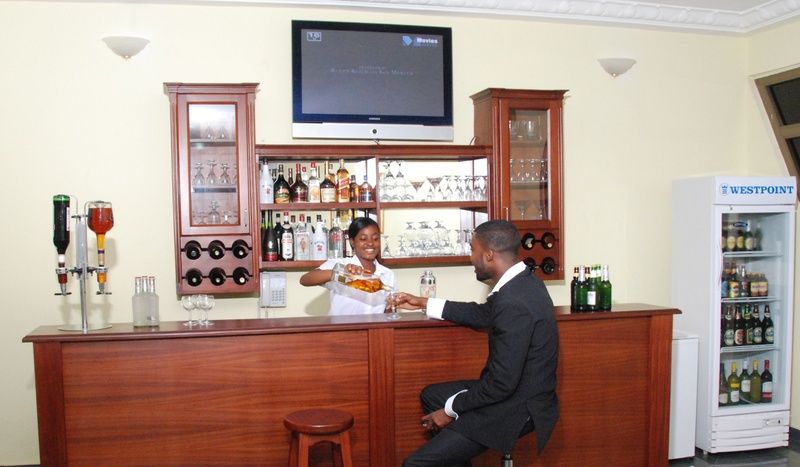 Eastgate Hotel Akra Dış mekan fotoğraf