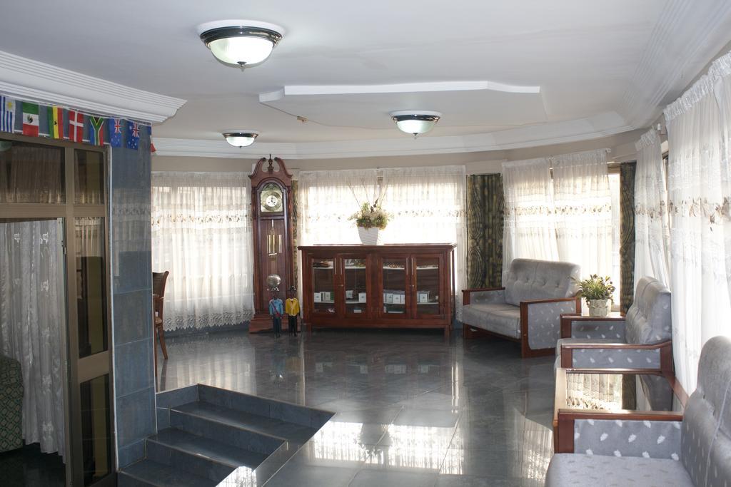 Eastgate Hotel Akra Dış mekan fotoğraf